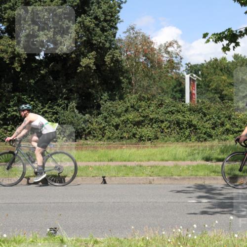 10.08.2025 - GEWOBA Citytriathlon Bremen Yannick Fuchs http://msf.ph/oto/8570245 10.08.2025 14:19:47 Radfahren 36, 59, 84, 170, 174, 287 meine-sportfotos.de