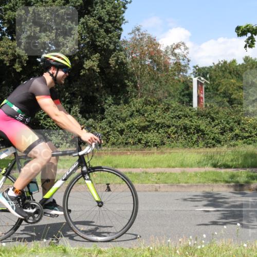 10.08.2025 - GEWOBA Citytriathlon Bremen Yannick Fuchs http://msf.ph/oto/8570250 10.08.2025 14:19:50 Radfahren 36, 59, 170, 174, 287 meine-sportfotos.de