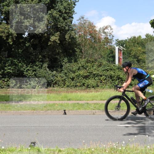10.08.2025 - GEWOBA Citytriathlon Bremen Yannick Fuchs http://msf.ph/oto/8570258 10.08.2025 14:19:54 Radfahren 18, 36, 59, 170, 174, 195, 287 meine-sportfotos.de