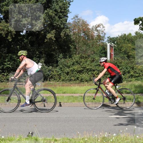10.08.2025 - GEWOBA Citytriathlon Bremen Yannick Fuchs http://msf.ph/oto/8570264 10.08.2025 14:20:01 Radfahren 18, 36, 130, 195, 238, 256, 257 meine-sportfotos.de