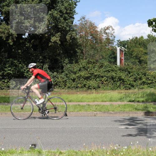 10.08.2025 - GEWOBA Citytriathlon Bremen Yannick Fuchs http://msf.ph/oto/8570265 10.08.2025 14:20:02 Radfahren 18, 36, 130, 195, 238, 256, 257 meine-sportfotos.de