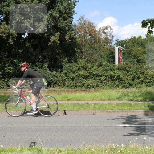 10.08.2025 - GEWOBA Citytriathlon Bremen Yannick Fuchs http://msf.ph/oto/8570267 10.08.2025 14:20:03 Radfahren 18, 36, 130, 195, 238, 256, 257 meine-sportfotos.de
