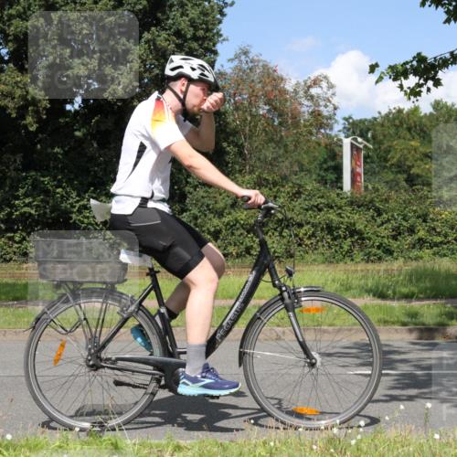 10.08.2025 - GEWOBA Citytriathlon Bremen Yannick Fuchs http://msf.ph/oto/8570294 10.08.2025 14:20:38 Radfahren 11, 28, 35, 56, 67, 69, 80, 216, 229, 272, 274, 281, 312 meine-sportfotos.de