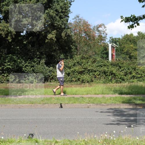 10.08.2025 - GEWOBA Citytriathlon Bremen Yannick Fuchs http://msf.ph/oto/8570351 10.08.2025 14:21:24 Radfahren 6, 177 meine-sportfotos.de