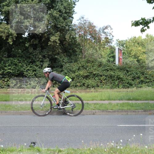 10.08.2025 - GEWOBA Citytriathlon Bremen Yannick Fuchs http://msf.ph/oto/8570363 10.08.2025 14:21:38 Radfahren 9, 140, 177, 211, 334 meine-sportfotos.de