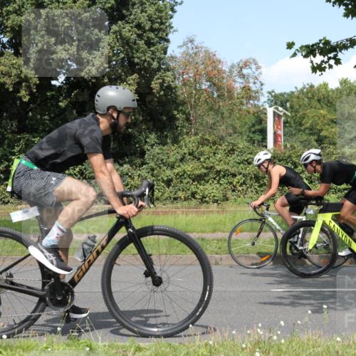 10.08.2025 - GEWOBA Citytriathlon Bremen Yannick Fuchs http://msf.ph/oto/8570376 10.08.2025 14:21:57 Radfahren 160, 211, 253, 283 meine-sportfotos.de
