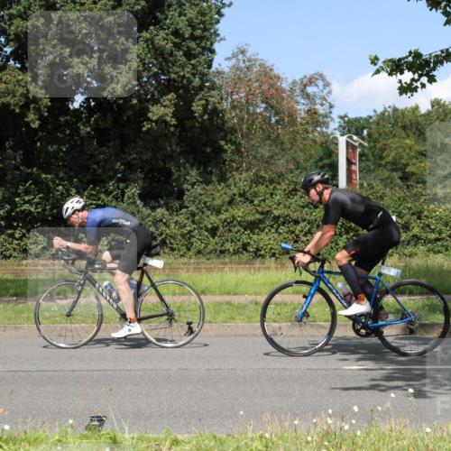 10.08.2025 - GEWOBA Citytriathlon Bremen Yannick Fuchs http://msf.ph/oto/8570394 10.08.2025 14:22:04 Radfahren 109, 160, 215, 224, 253, 258, 283 meine-sportfotos.de