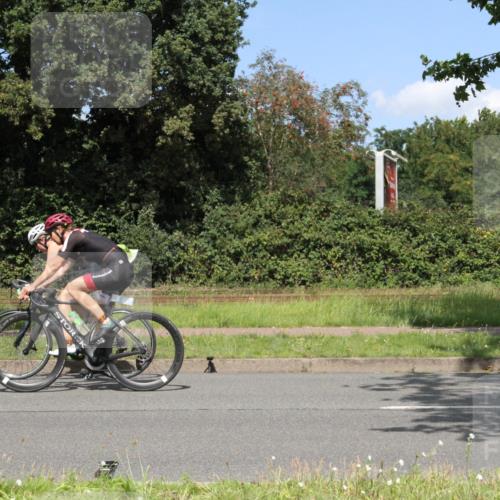 10.08.2025 - GEWOBA Citytriathlon Bremen Yannick Fuchs http://msf.ph/oto/8570414 10.08.2025 14:22:18 Radfahren 109, 186, 215, 217, 224, 253, 258, 262 meine-sportfotos.de
