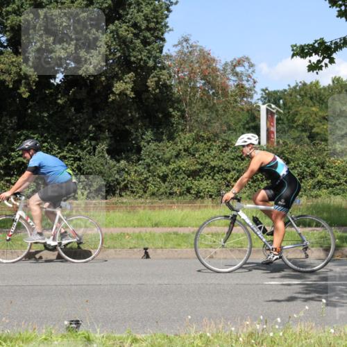 10.08.2025 - GEWOBA Citytriathlon Bremen Yannick Fuchs http://msf.ph/oto/8570420 10.08.2025 14:22:20 Radfahren 109, 186, 215, 217, 224, 258, 259, 262 meine-sportfotos.de