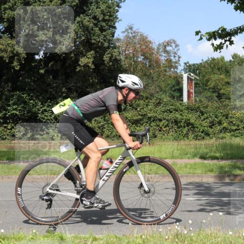 10.08.2025 - GEWOBA Citytriathlon Bremen Yannick Fuchs http://msf.ph/oto/8570435 10.08.2025 14:22:33 Radfahren 86, 186, 217, 242, 259, 262 meine-sportfotos.de