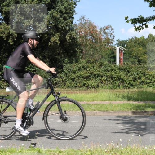 10.08.2025 - GEWOBA Citytriathlon Bremen Yannick Fuchs http://msf.ph/oto/8570449 10.08.2025 14:22:45 Radfahren 86, 89, 182, 204, 242, 252, 259, 280, 289, 297, 353, 427 meine-sportfotos.de