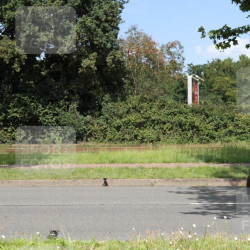 10.08.2025 - GEWOBA Citytriathlon Bremen Yannick Fuchs http://msf.ph/oto/8570452 10.08.2025 14:22:46 Radfahren 86, 89, 182, 204, 242, 252, 280, 289, 297, 353, 427 meine-sportfotos.de