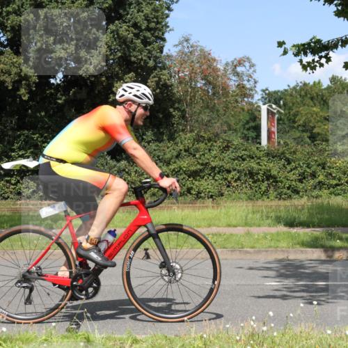10.08.2025 - GEWOBA Citytriathlon Bremen Yannick Fuchs http://msf.ph/oto/8570453 10.08.2025 14:22:48 Radfahren 86, 89, 182, 204, 246, 252, 280, 288, 289, 297, 353, 427 meine-sportfotos.de