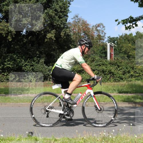 10.08.2025 - GEWOBA Citytriathlon Bremen Yannick Fuchs http://msf.ph/oto/8570460 10.08.2025 14:23:01 Radfahren 89, 163, 182, 246, 249, 252, 280, 288, 289, 353, 423, 427, 431, 480 meine-sportfotos.de