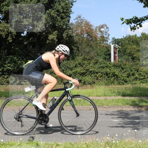10.08.2025 - GEWOBA Citytriathlon Bremen Yannick Fuchs http://msf.ph/oto/8570468 10.08.2025 14:23:14 Radfahren 154, 163, 200, 209, 213, 222, 225, 249, 423, 431, 478, 480 meine-sportfotos.de