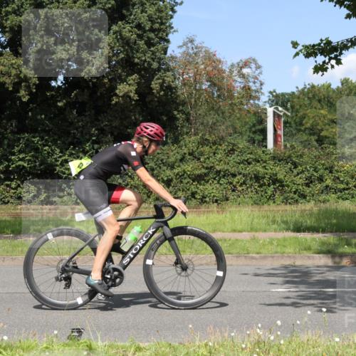 10.08.2025 - GEWOBA Citytriathlon Bremen Yannick Fuchs http://msf.ph/oto/8570470 10.08.2025 14:23:15 Radfahren 99, 154, 163, 200, 209, 213, 222, 225, 249, 423, 431, 478, 480 meine-sportfotos.de