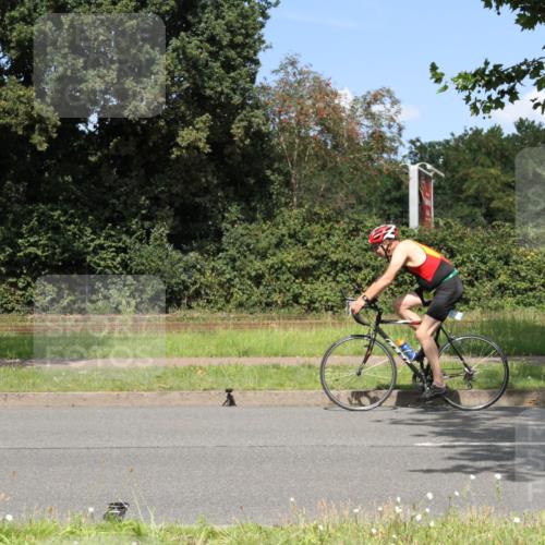 10.08.2025 - GEWOBA Citytriathlon Bremen Yannick Fuchs http://msf.ph/oto/8570518 10.08.2025 14:23:47 Radfahren 128, 158, 205, 234 meine-sportfotos.de