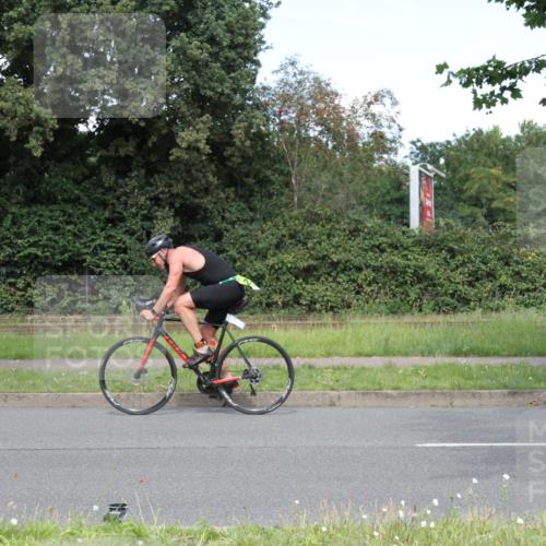10.08.2025 - GEWOBA Citytriathlon Bremen Yannick Fuchs http://msf.ph/oto/8570552 10.08.2025 14:24:09 Radfahren 169, 221, 436, 474 meine-sportfotos.de