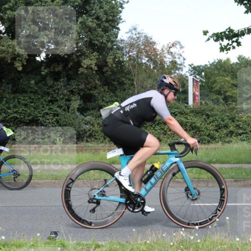 10.08.2025 - GEWOBA Citytriathlon Bremen Yannick Fuchs http://msf.ph/oto/8570555 10.08.2025 14:24:18 Radfahren 169, 436, 474 meine-sportfotos.de