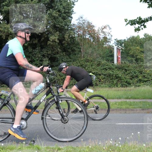 10.08.2025 - GEWOBA Citytriathlon Bremen Yannick Fuchs http://msf.ph/oto/8570562 10.08.2025 14:24:26 Radfahren 3, 169, 436, 474 meine-sportfotos.de