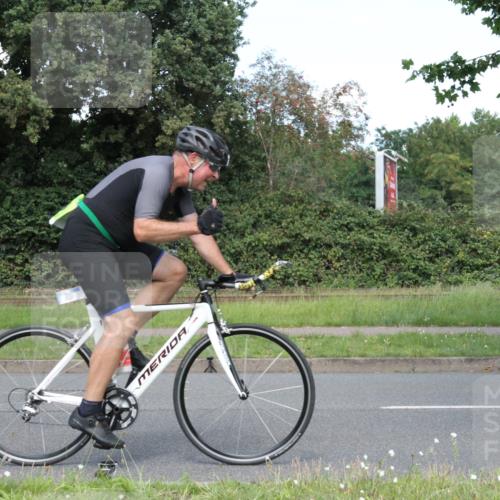10.08.2025 - GEWOBA Citytriathlon Bremen Yannick Fuchs http://msf.ph/oto/8570565 10.08.2025 14:24:37 Radfahren 3, 165, 180, 247, 298, 332, 488 meine-sportfotos.de