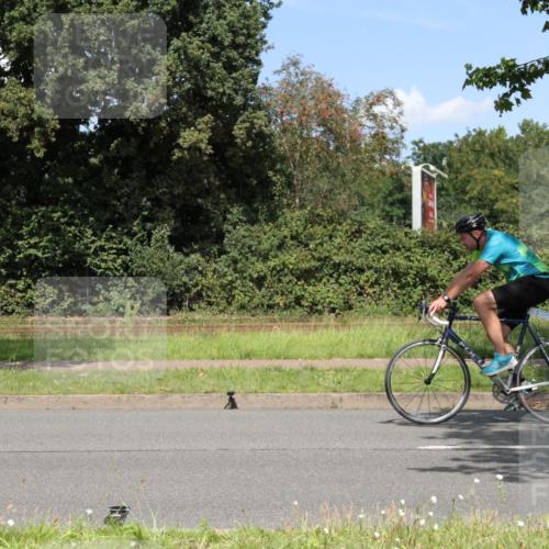 10.08.2025 - GEWOBA Citytriathlon Bremen Yannick Fuchs http://msf.ph/oto/8570584 10.08.2025 14:25:04 Radfahren 22, 166, 202, 235, 269, 346, 462 meine-sportfotos.de