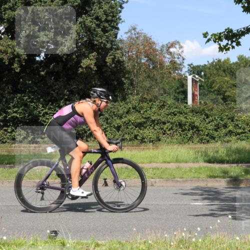 10.08.2025 - GEWOBA Citytriathlon Bremen Yannick Fuchs http://msf.ph/oto/8570600 10.08.2025 14:25:22 Radfahren 49, 85, 208, 267, 270, 323, 326, 336, 462, 479 meine-sportfotos.de