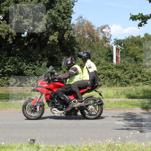 10.08.2025 - GEWOBA Citytriathlon Bremen Yannick Fuchs http://msf.ph/oto/8570603 10.08.2025 14:25:25 Radfahren 49, 85, 208, 267, 270, 323, 326, 336, 462, 479 meine-sportfotos.de