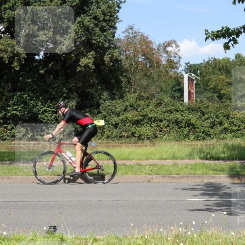 10.08.2025 - GEWOBA Citytriathlon Bremen Yannick Fuchs http://msf.ph/oto/8570605 10.08.2025 14:25:25 Radfahren 49, 85, 208, 267, 270, 323, 326, 336, 462, 479 meine-sportfotos.de