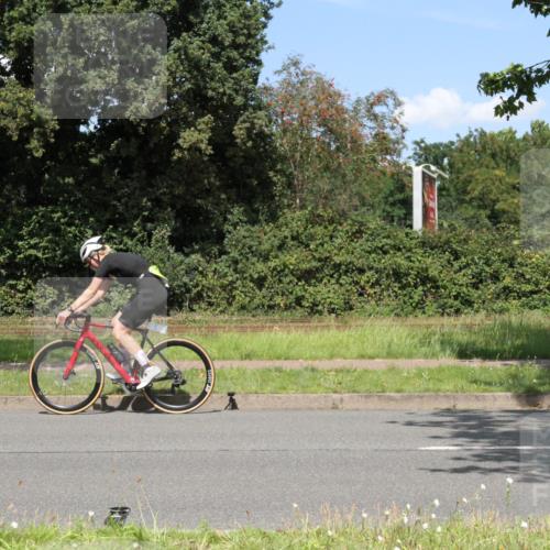 10.08.2025 - GEWOBA Citytriathlon Bremen Yannick Fuchs http://msf.ph/oto/8570633 10.08.2025 14:25:51 Radfahren 167, 181, 273, 331, 446, 499 meine-sportfotos.de
