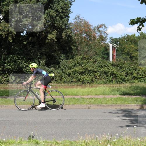 10.08.2025 - GEWOBA Citytriathlon Bremen Yannick Fuchs http://msf.ph/oto/8570658 10.08.2025 14:26:01 Radfahren 167, 181, 220, 231, 273, 325, 331, 446 meine-sportfotos.de