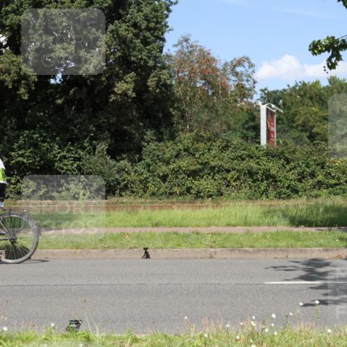 10.08.2025 - GEWOBA Citytriathlon Bremen Yannick Fuchs http://msf.ph/oto/8570676 10.08.2025 14:26:09 Radfahren 181, 220, 231, 273, 278, 325, 331, 446 meine-sportfotos.de