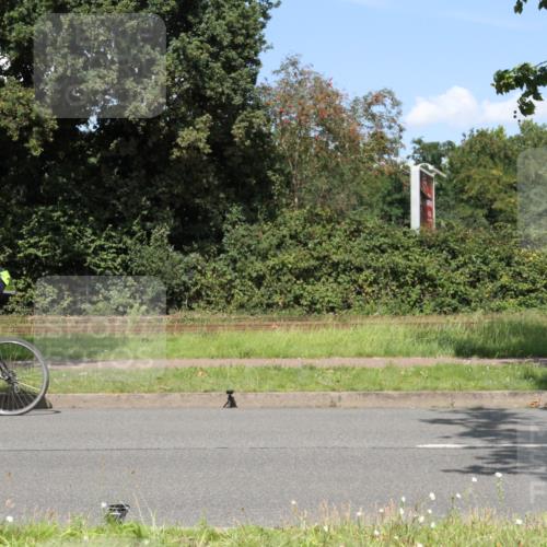 10.08.2025 - GEWOBA Citytriathlon Bremen Yannick Fuchs http://msf.ph/oto/8570688 10.08.2025 14:26:13 Radfahren 181, 220, 231, 273, 278, 325, 331 meine-sportfotos.de