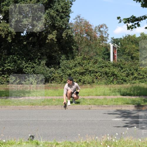 10.08.2025 - GEWOBA Citytriathlon Bremen Yannick Fuchs http://msf.ph/oto/8570756 10.08.2025 14:26:37 Radfahren 358, 360, 404, 408, 445, 453, 532 meine-sportfotos.de