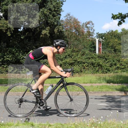 10.08.2025 - GEWOBA Citytriathlon Bremen Yannick Fuchs http://msf.ph/oto/8570767 10.08.2025 14:26:54 Radfahren 349, 372, 408, 422, 445, 484, 497 meine-sportfotos.de