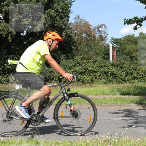 10.08.2025 - GEWOBA Citytriathlon Bremen Yannick Fuchs http://msf.ph/oto/8570770 10.08.2025 14:27:12 Radfahren 189, 196, 276, 286, 305, 318, 441, 457 meine-sportfotos.de