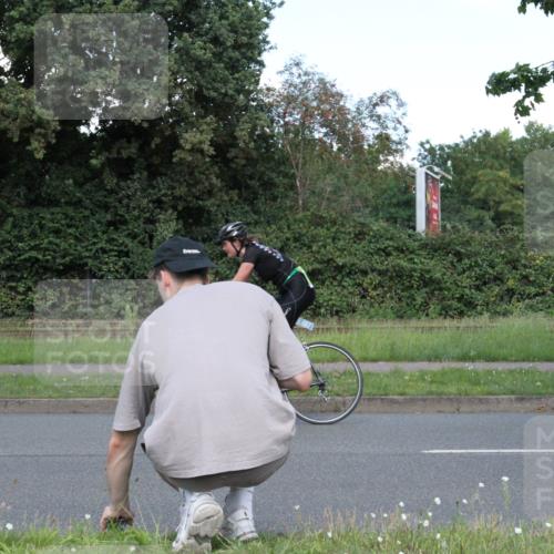 10.08.2025 - GEWOBA Citytriathlon Bremen Yannick Fuchs http://msf.ph/oto/8570815 10.08.2025 14:27:43 Radfahren 156, 159, 194, 320, 322, 363 meine-sportfotos.de