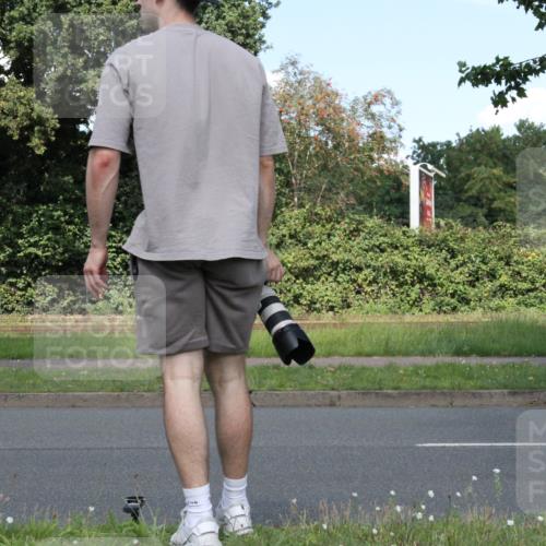 10.08.2025 - GEWOBA Citytriathlon Bremen Yannick Fuchs http://msf.ph/oto/8570836 10.08.2025 14:27:51 Radfahren 156, 159, 194, 293, 322, 363 meine-sportfotos.de