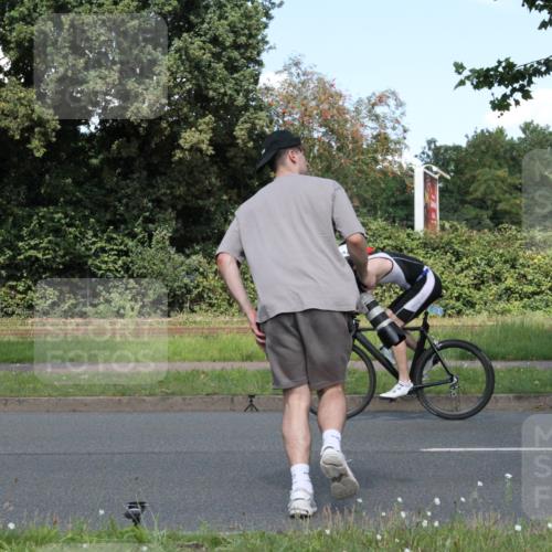 10.08.2025 - GEWOBA Citytriathlon Bremen Yannick Fuchs http://msf.ph/oto/8570841 10.08.2025 14:27:53 Radfahren 159, 194, 293, 322, 363 meine-sportfotos.de