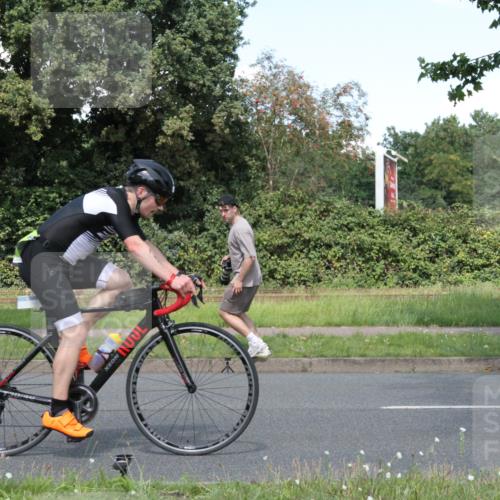 10.08.2025 - GEWOBA Citytriathlon Bremen Yannick Fuchs http://msf.ph/oto/8570847 10.08.2025 14:27:55 Radfahren 70, 159, 194, 293, 322 meine-sportfotos.de