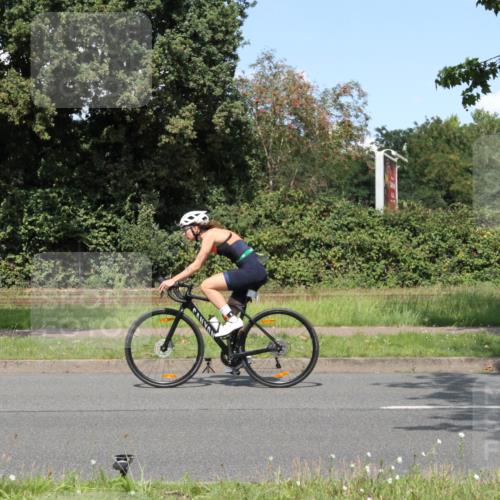 10.08.2025 - GEWOBA Citytriathlon Bremen Yannick Fuchs http://msf.ph/oto/8570882 10.08.2025 14:28:39 Radfahren 171, 193, 237, 350, 367, 401, 467, 483 meine-sportfotos.de