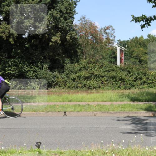 10.08.2025 - GEWOBA Citytriathlon Bremen Yannick Fuchs http://msf.ph/oto/8570895 10.08.2025 14:28:49 Radfahren 168, 171, 193, 237, 350, 403, 467, 483 meine-sportfotos.de