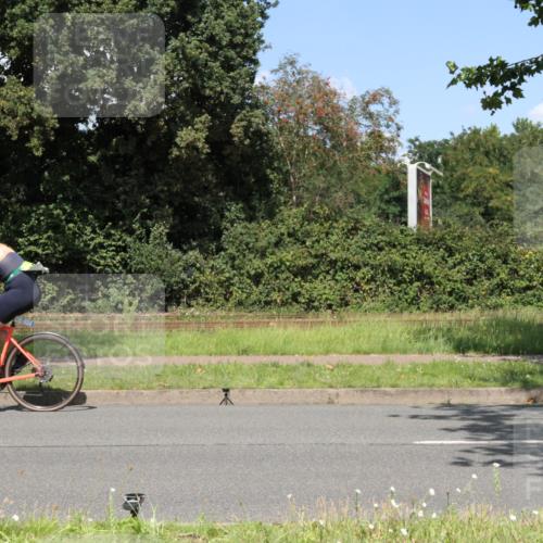 10.08.2025 - GEWOBA Citytriathlon Bremen Yannick Fuchs http://msf.ph/oto/8570910 10.08.2025 14:28:58 Radfahren 168, 171, 172, 193, 321, 350, 403 meine-sportfotos.de