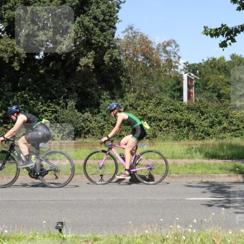 10.08.2025 - GEWOBA Citytriathlon Bremen Yannick Fuchs http://msf.ph/oto/8570961 10.08.2025 14:29:16 Radfahren 172, 188, 206, 321, 365, 389, 447 meine-sportfotos.de
