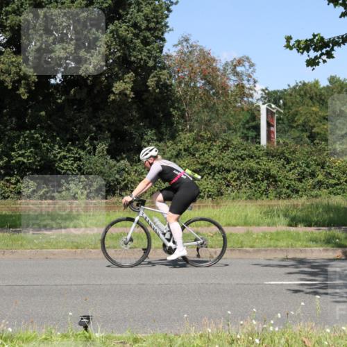10.08.2025 - GEWOBA Citytriathlon Bremen Yannick Fuchs http://msf.ph/oto/8570964 10.08.2025 14:29:17 Radfahren 117, 172, 188, 206, 321, 365, 389, 447 meine-sportfotos.de