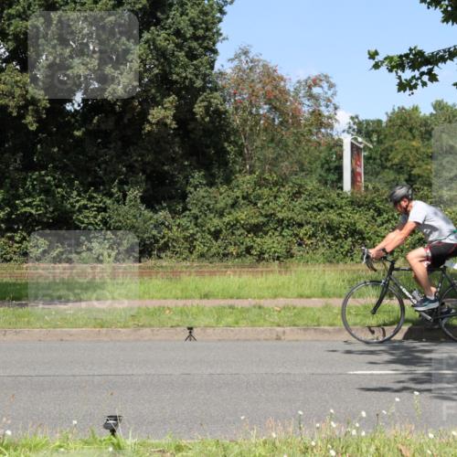 10.08.2025 - GEWOBA Citytriathlon Bremen Yannick Fuchs http://msf.ph/oto/8570979 10.08.2025 14:29:22 Radfahren 117, 179, 188, 206, 212, 351, 365, 373, 389, 447, 487 meine-sportfotos.de