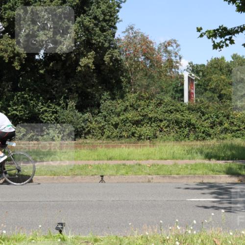 10.08.2025 - GEWOBA Citytriathlon Bremen Yannick Fuchs http://msf.ph/oto/8570981 10.08.2025 14:29:23 Radfahren 117, 179, 188, 206, 212, 351, 365, 373, 389, 447, 487 meine-sportfotos.de