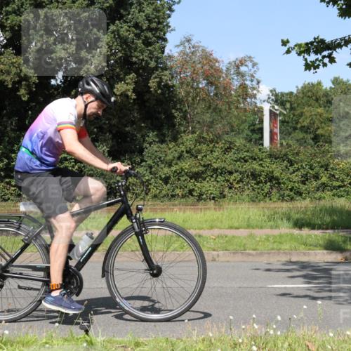10.08.2025 - GEWOBA Citytriathlon Bremen Yannick Fuchs http://msf.ph/oto/8570982 10.08.2025 14:29:23 Radfahren 117, 179, 188, 206, 212, 351, 365, 373, 389, 447, 487 meine-sportfotos.de