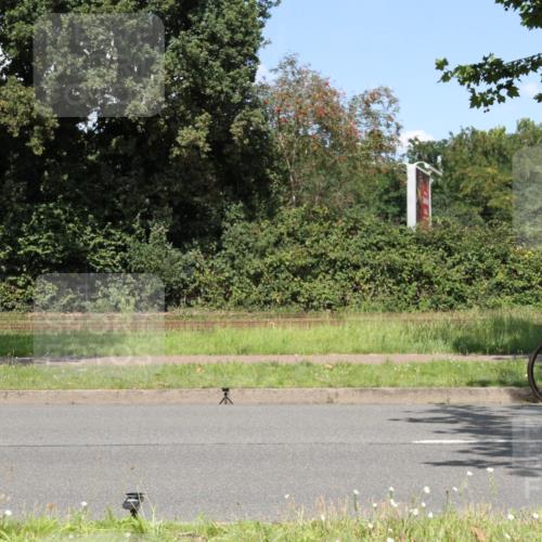 10.08.2025 - GEWOBA Citytriathlon Bremen Yannick Fuchs http://msf.ph/oto/8571029 10.08.2025 14:29:40 Radfahren 117, 179, 206, 212, 226, 275, 351, 365, 373, 405, 466, 468, 487, 517 meine-sportfotos.de