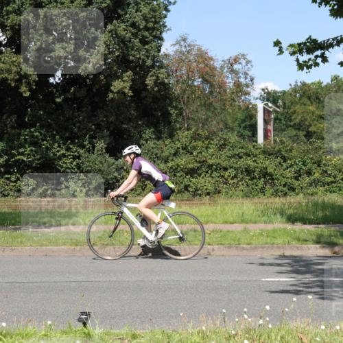 10.08.2025 - GEWOBA Citytriathlon Bremen Yannick Fuchs http://msf.ph/oto/8571041 10.08.2025 14:29:48 Radfahren 183, 226, 275, 327, 405, 466, 468, 517 meine-sportfotos.de